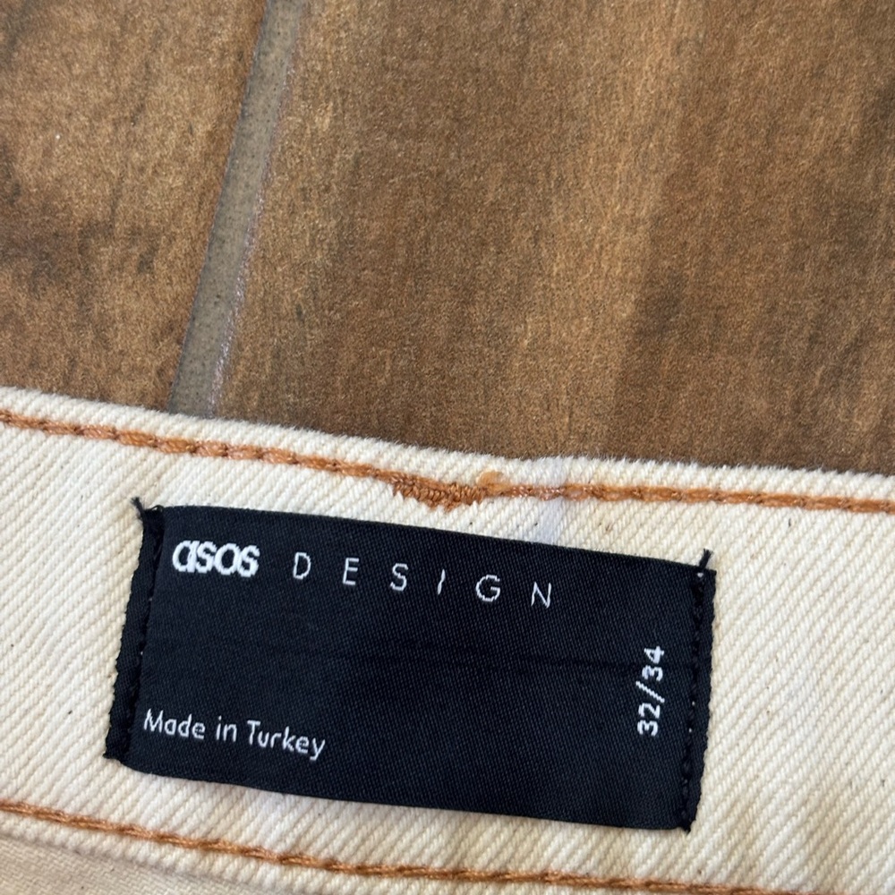 ASOS DESIGN High Waisted Mom Jeans Ecru White Tapered Leg 32/34 - Picture 5 of 9